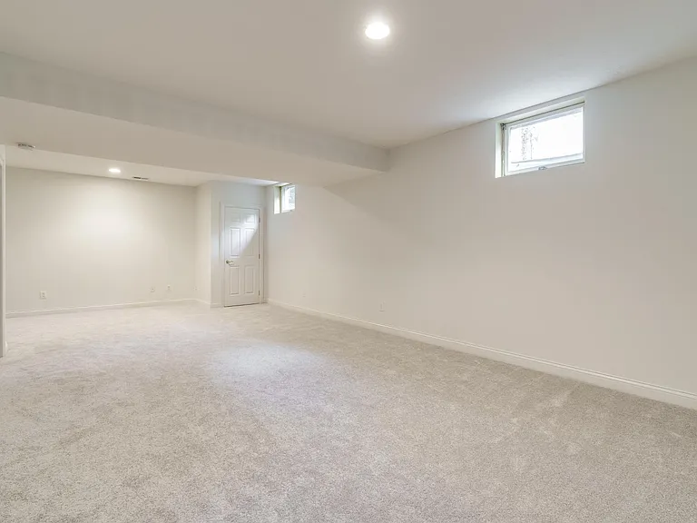 6237 Muirloch Ct S — Photo 40