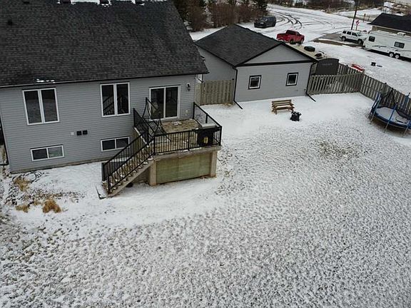 3rd image of 528 S Highland Way