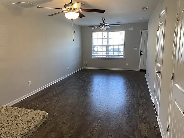 255 Cobblestone Place Dr — Photo 3