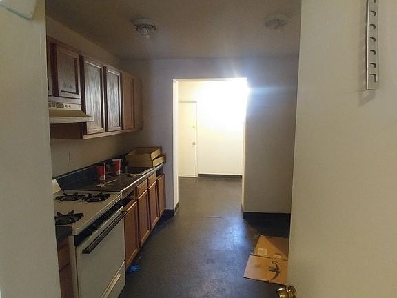 4th image of 535 McKean St