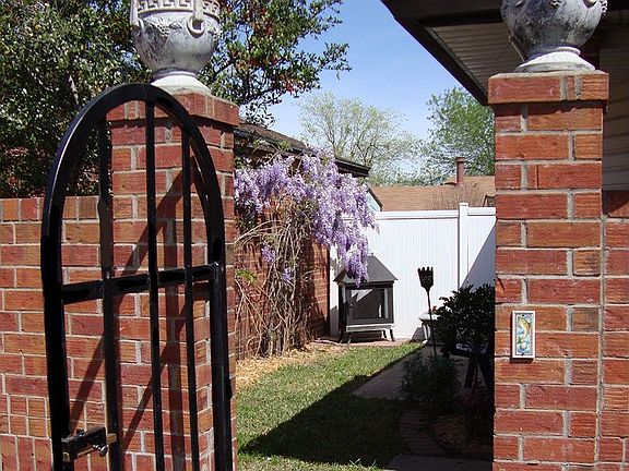 Entry Gate