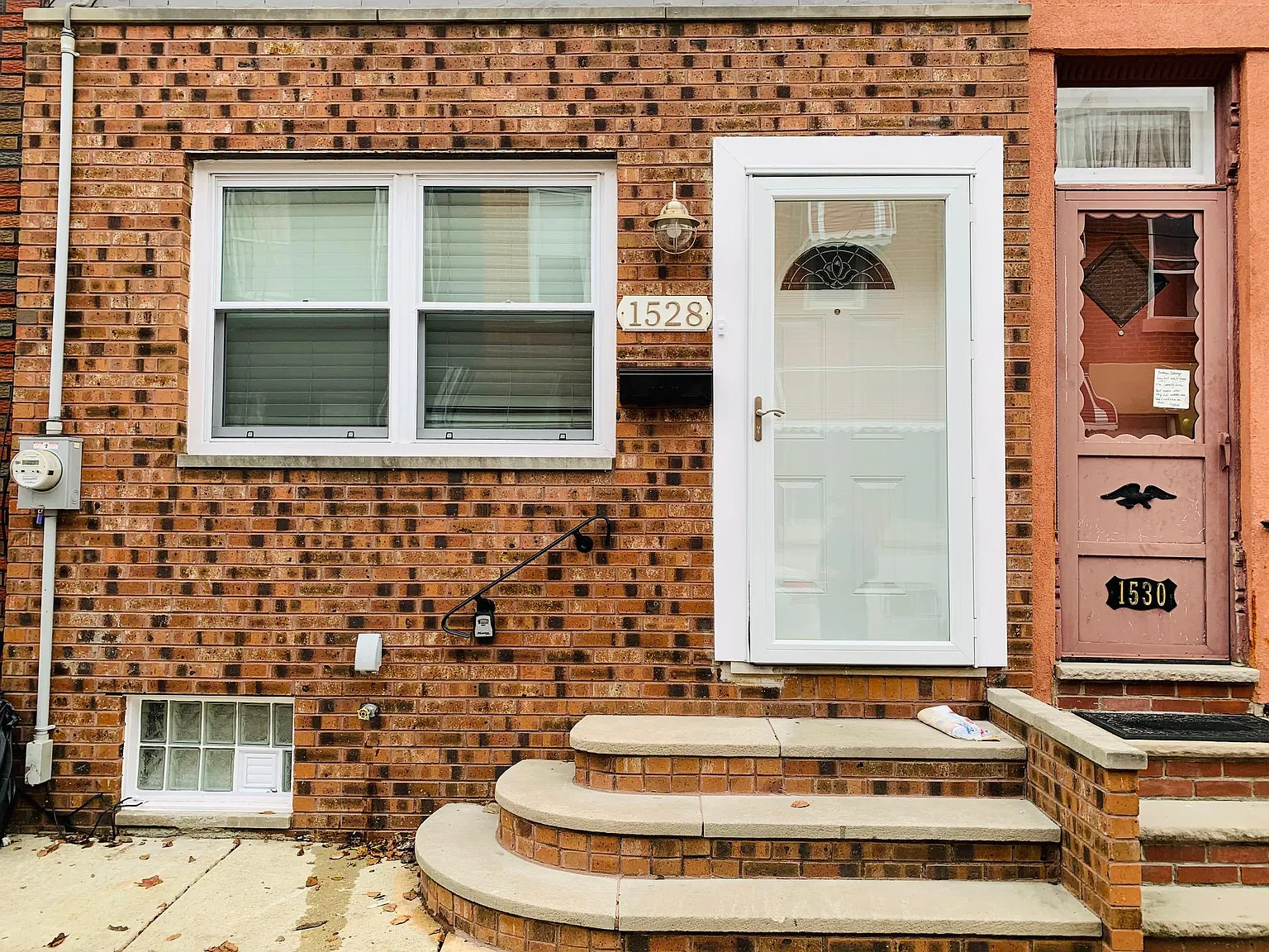 1528 Emily St — Photo 1