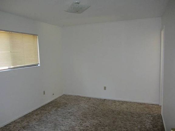 4th image of 3317 Bruce Dr