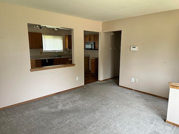 5th image of 23175 Lawson Ave