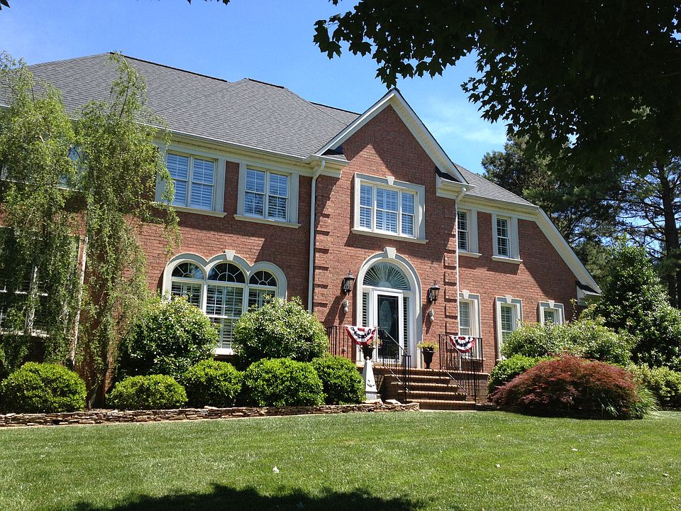 2nd image of 5909 Bluebird Hill Ln