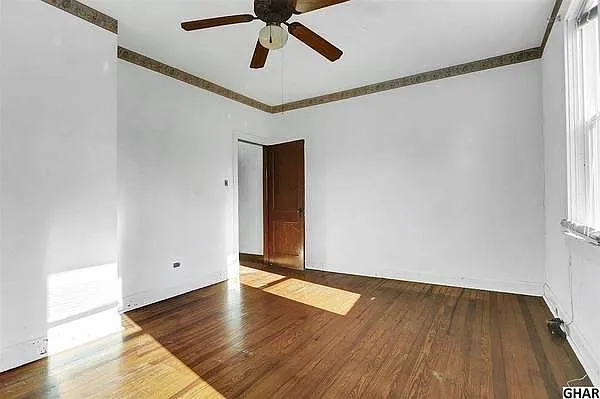 2 bed, 960 sqft, $1,275 — Photo 4