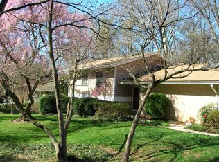 8000 Hamilton Spring Rd, Bethesda, MD 20817