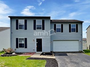 7523 Canal Highlands Blvd, Canal Winchester, OH 43110