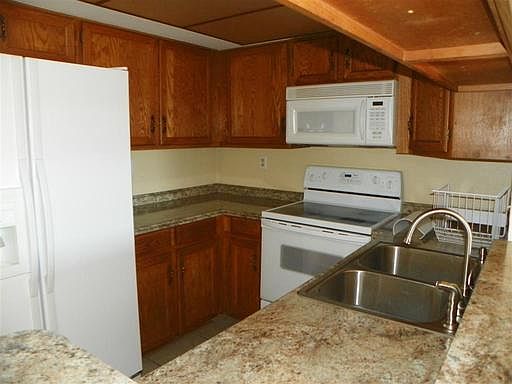 3rd image of 540 N May St APT 3113