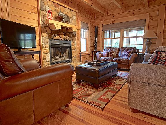 4th image of 3571 Hidden Dunes Dr #2