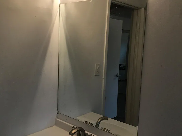 2859 E Maple Rd #20 — Photo 8