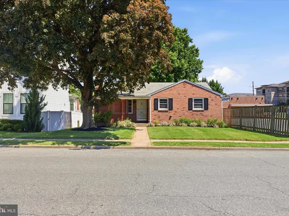 17 E 13th St, Frederick, MD 21701