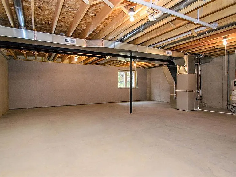 108 E Henry St #809 — Photo 18