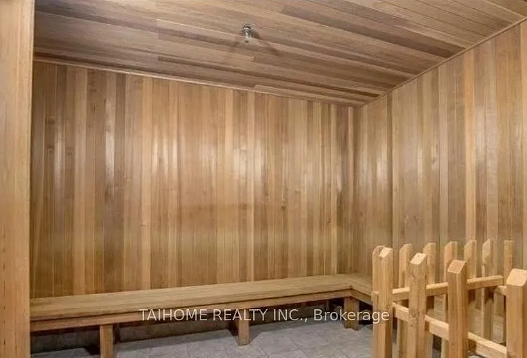 8 Hillcrest Ave #811 — Photo 8