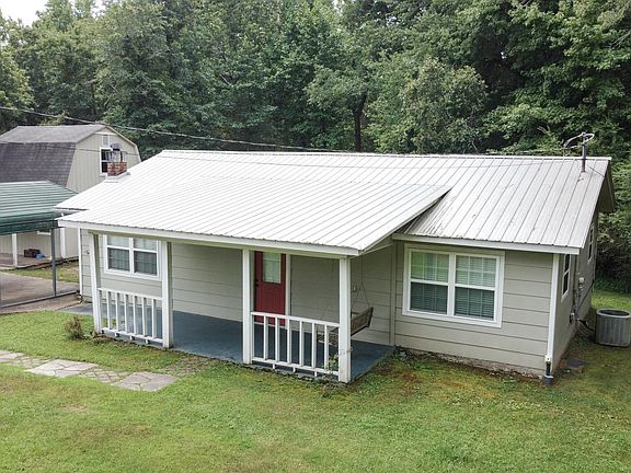 2nd image of 975 County Road 258
