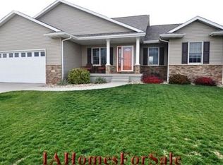 533 Ridgeview Dr, Atkins, IA 52206