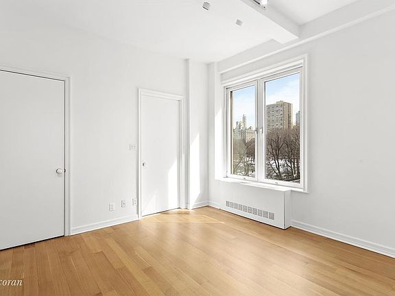 4th image of 100 Central Park S APT 5A