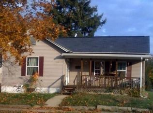 1401 W Chestnut St, Bloomington, IL