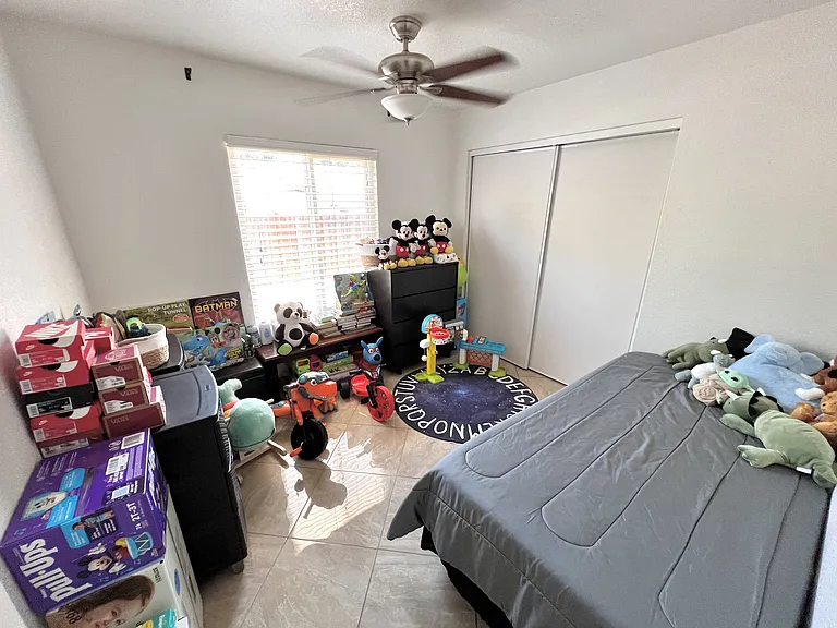 23232 Trillium Dr — Photo 18