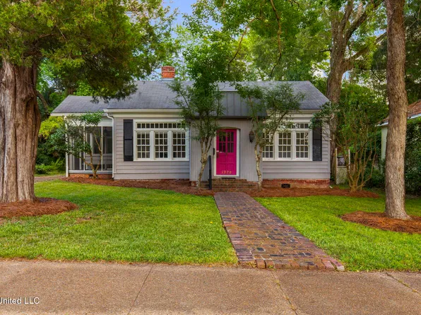 1320 Greymont Ave, Jackson, MS 39202