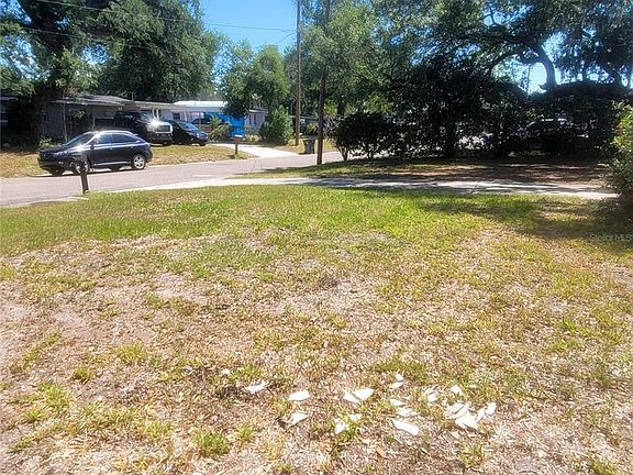 3rd image of 7503 Coral Vine Ln