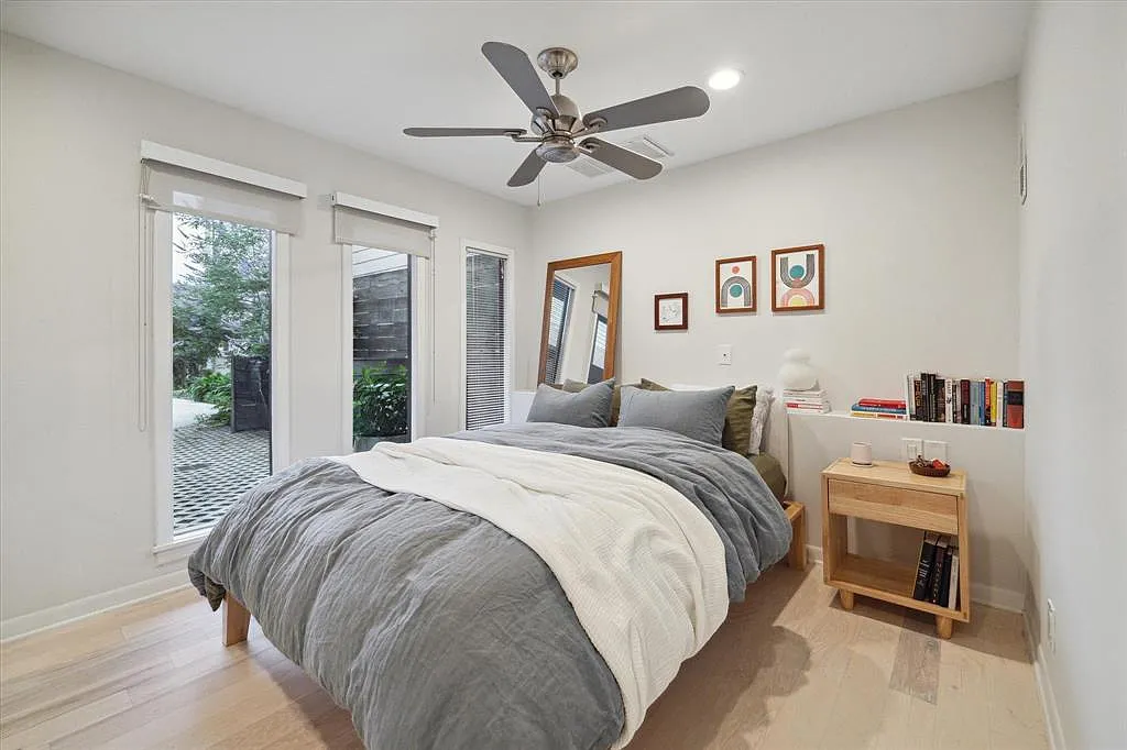 2 bed, 2.5 bath, 1750 sqft, $2,600 — Photo 3