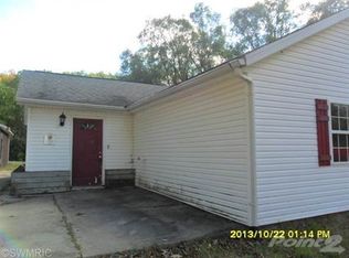 1399 Zilke Rd, Niles, MI 49120