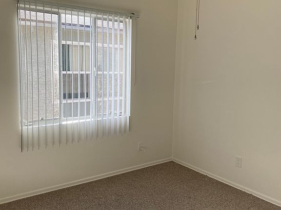 4th image of 1111 S Shenandoah St #5