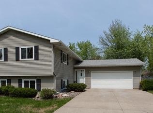 2861 Westgate Dr S, Fargo, ND 58103