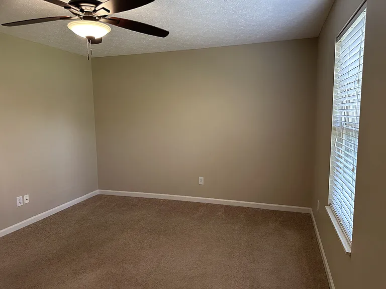7686 Briarstone Ln — Photo 23