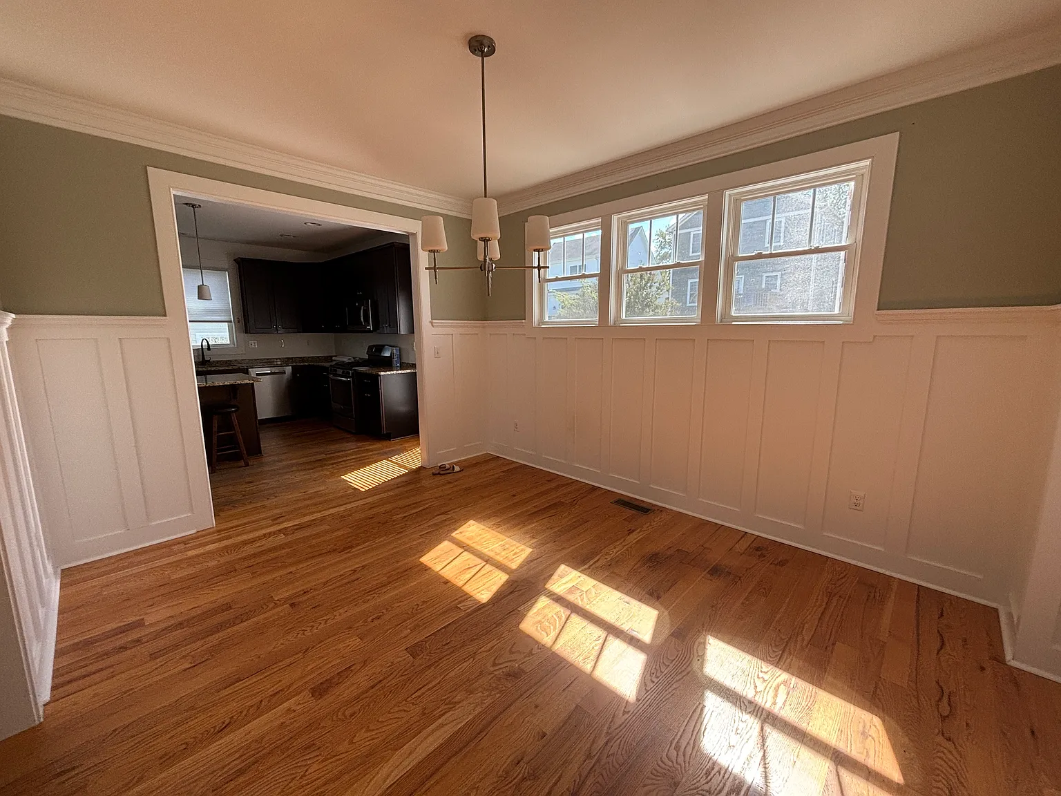 3 bed, 2.5 bath, 1801 sqft, $3,000 — Photo 3