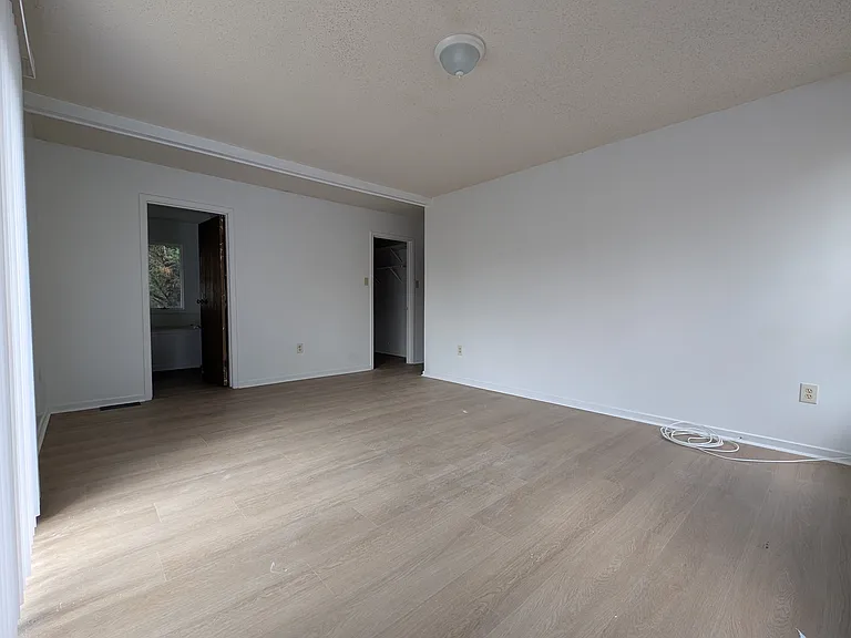 14406 Winnpenny Ln — Photo 23
