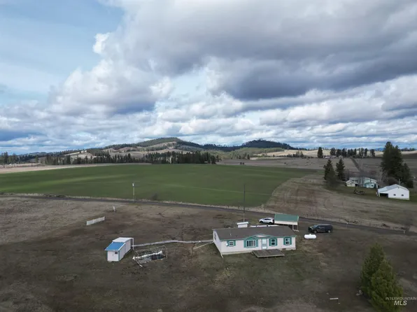 135 Harrisburg Ln, Kamiah, ID 83536
