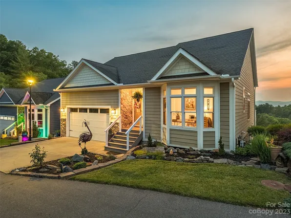 17 Gemini Hts, Weaverville, NC 28787