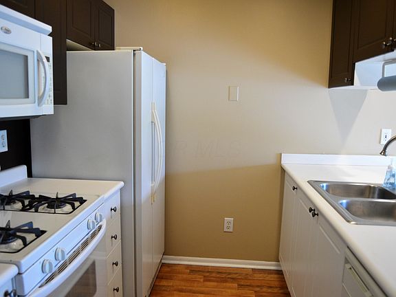 4th image of 4693 Athalia Dr #23D