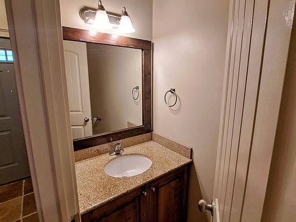 5th image of 1238 N Baycrest Dr