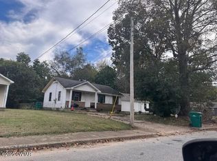 126 Barham St, Jackson, TN 38301