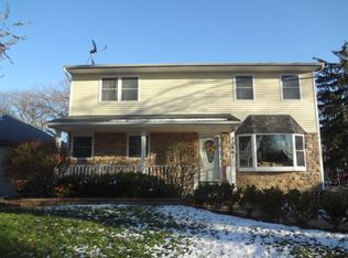 33467 N Mill Rd, Grayslake, IL 60030