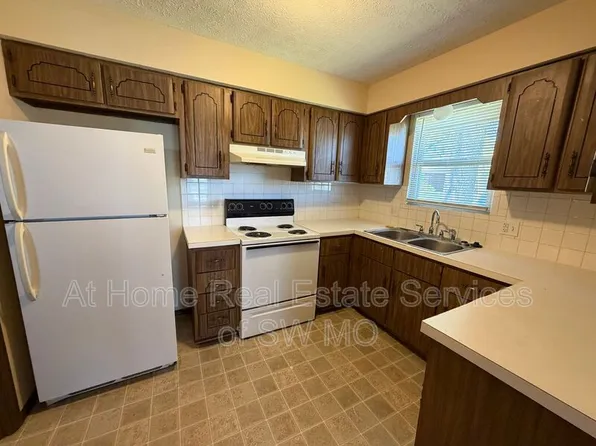 3354 E Portland St Unit A, Springfield, MO 65804