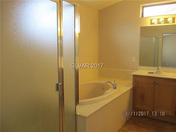 4th image of 8038 Villa Avada Ct
