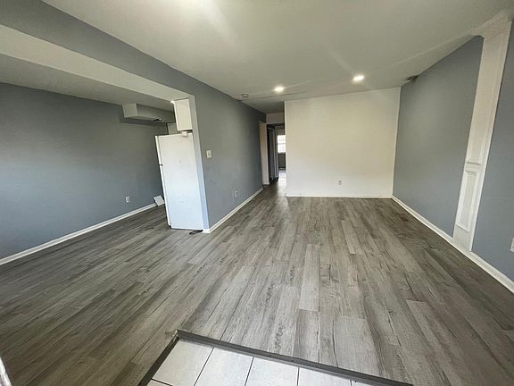 4th image of 10169 Bridle Rd Floor 1
