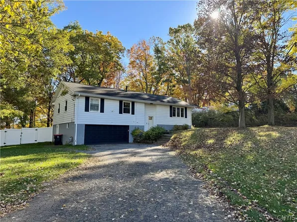 126 Jay St, Chittenango, NY 13037