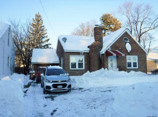 1315 Curry Rd, Schenectady, NY 12306