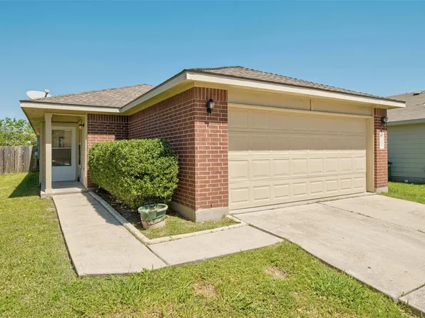 12524 Sky Harbor Dr, Del Valle, TX 78617