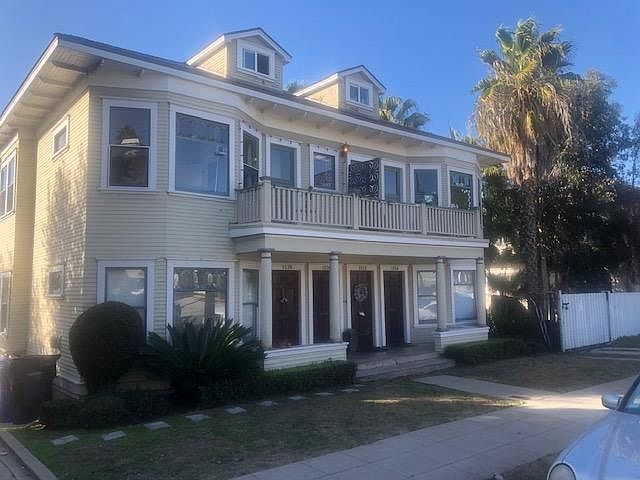 Front view of the property