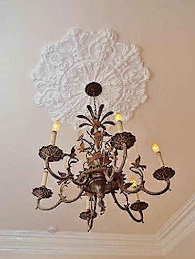 DR Chandelier