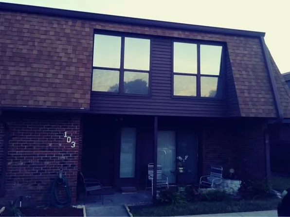 1836 Crystal Lake Dr #103, Lakeland, FL 33801