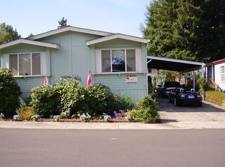 8972 SE Dean Dr, Clackamas, OR