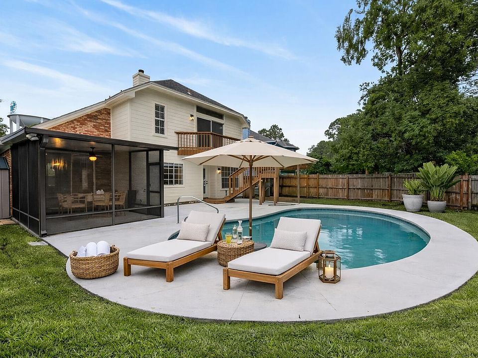 1st image of 1912 Mistral Ln W