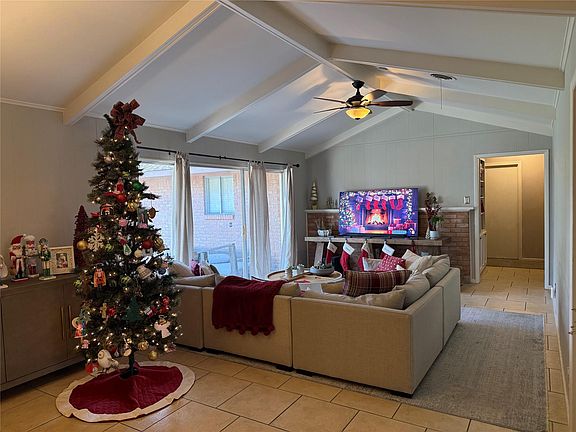 5th image of 3906 Sierra Dr